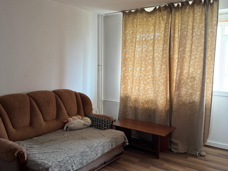 Berceni, Nitu Vasile, stradal, vedere spate, ac, tv, contract ANAF, ocazie!