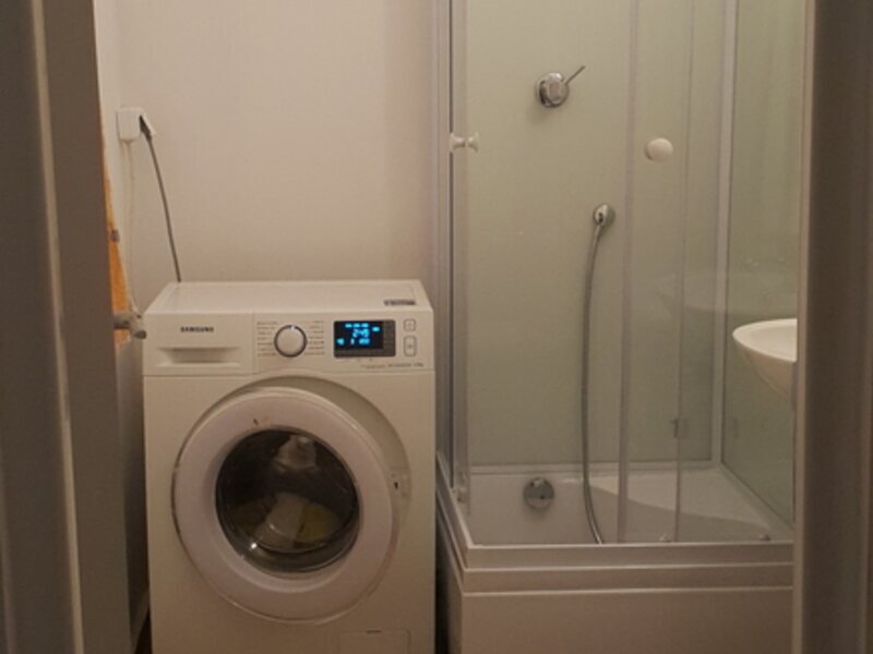 Berceni, Nitu Vasile, stradal, vedere spate, ac, tv, contract ANAF, ocazie!